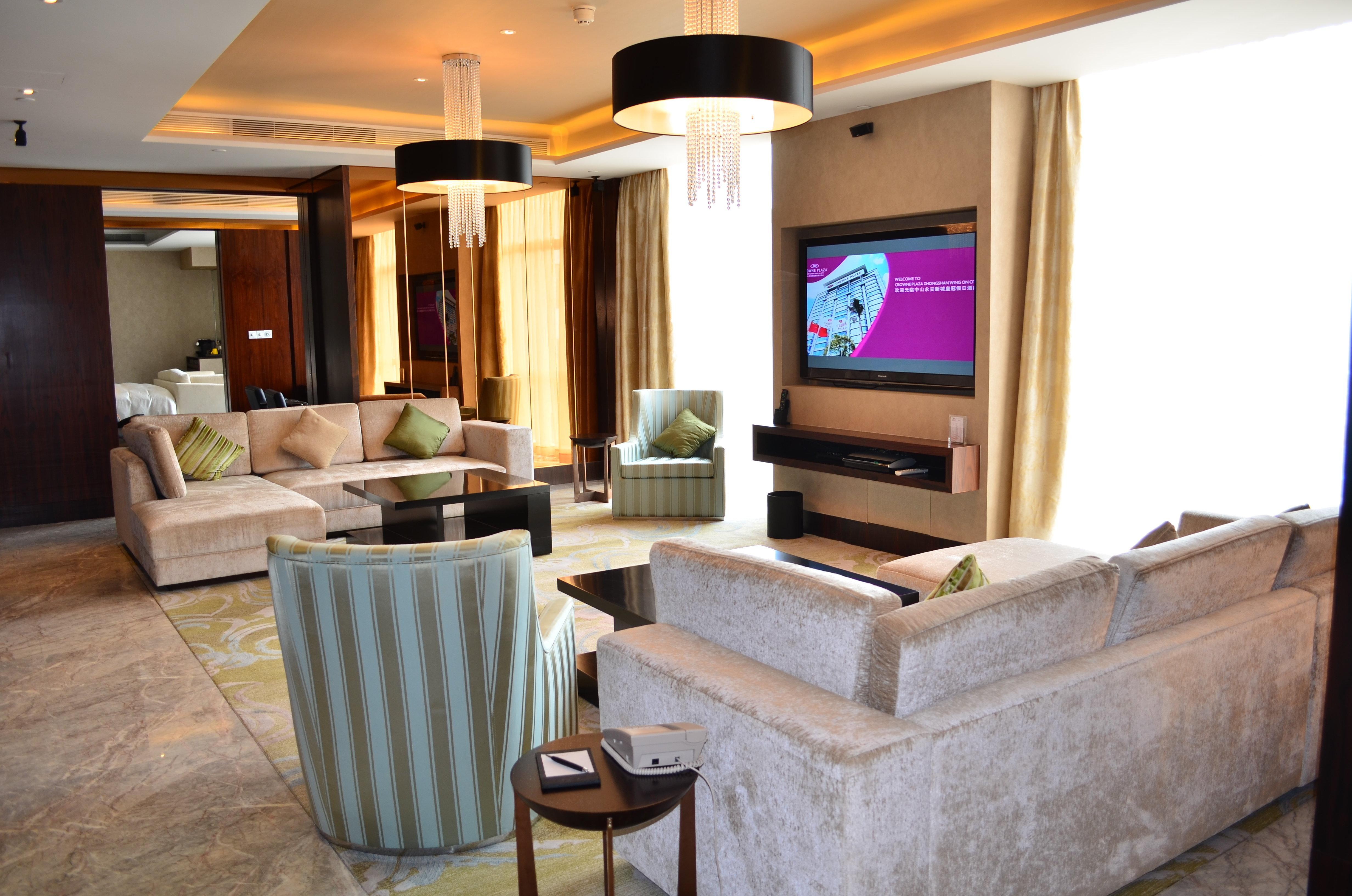 Crowne Plaza Zhongshan Wing On City By Ihg ภายนอก รูปภาพ