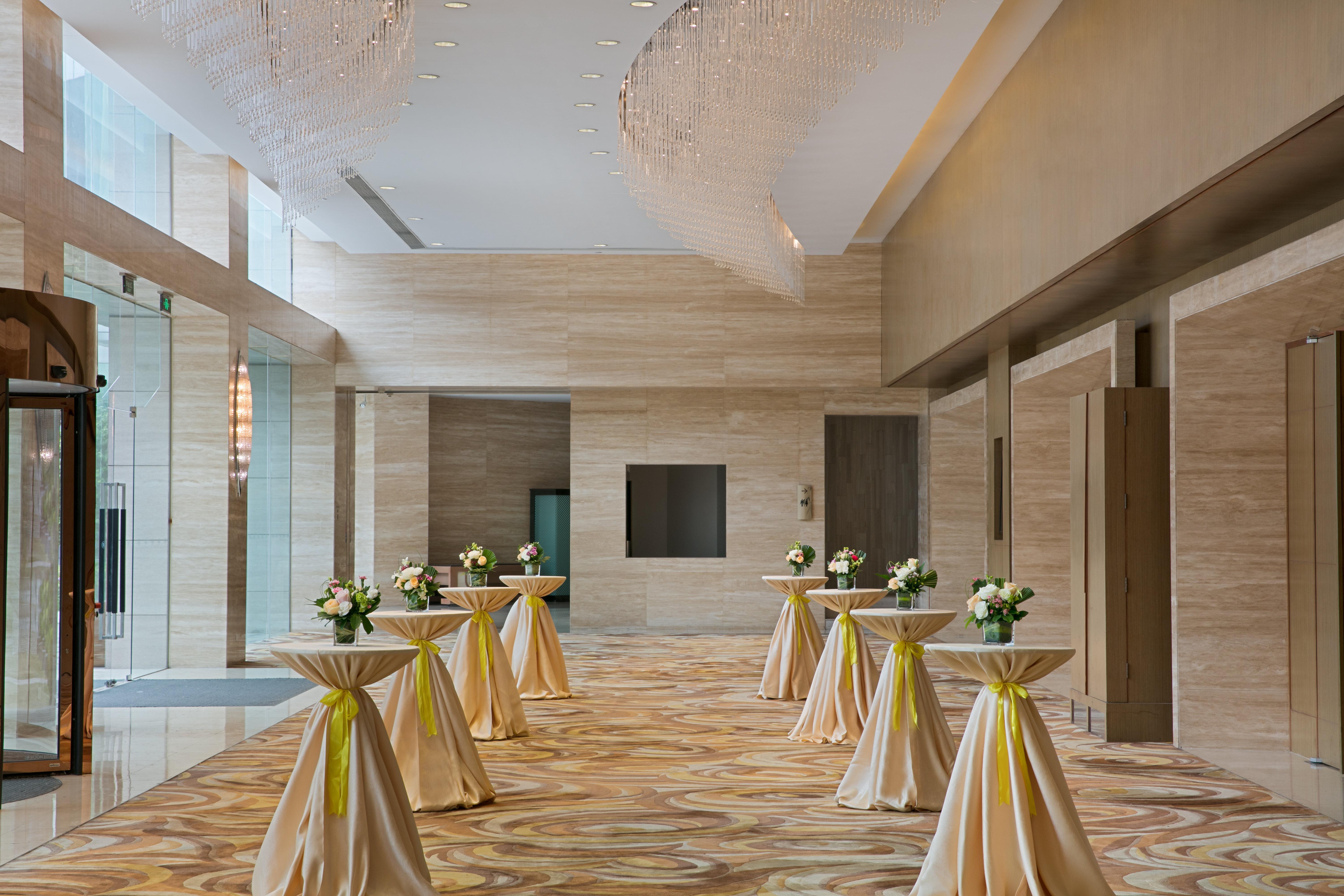 Crowne Plaza Zhongshan Wing On City By Ihg ภายนอก รูปภาพ