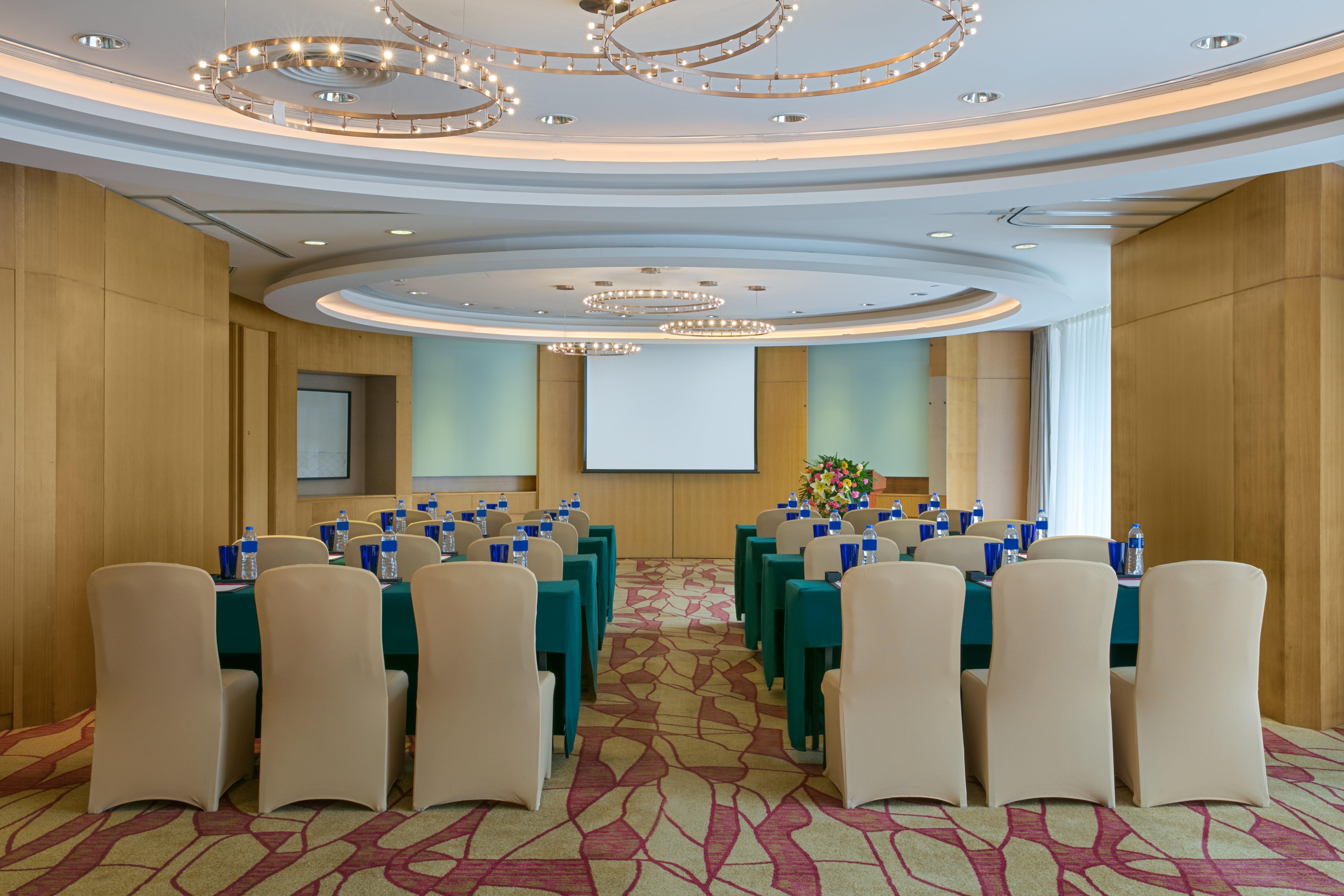 Crowne Plaza Zhongshan Wing On City By Ihg ภายนอก รูปภาพ