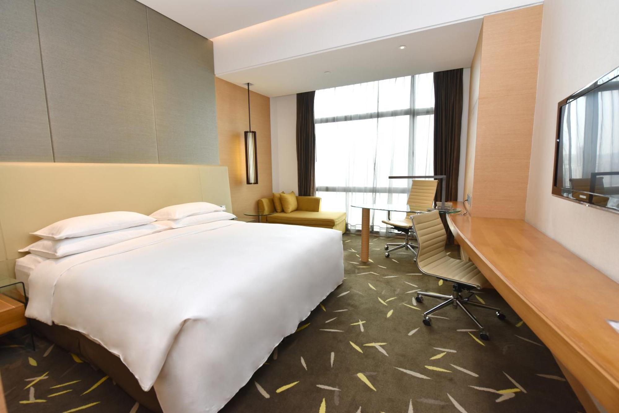 Crowne Plaza Zhongshan Wing On City By Ihg ภายนอก รูปภาพ