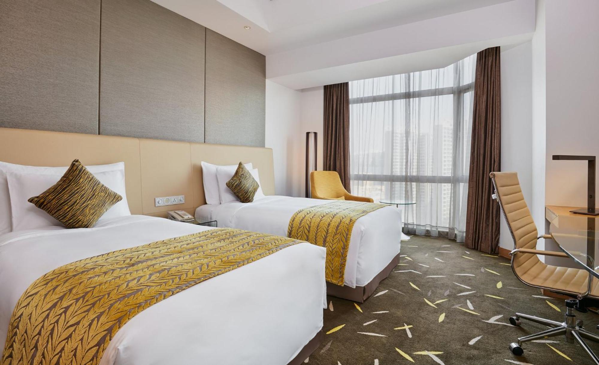 Crowne Plaza Zhongshan Wing On City By Ihg ภายนอก รูปภาพ