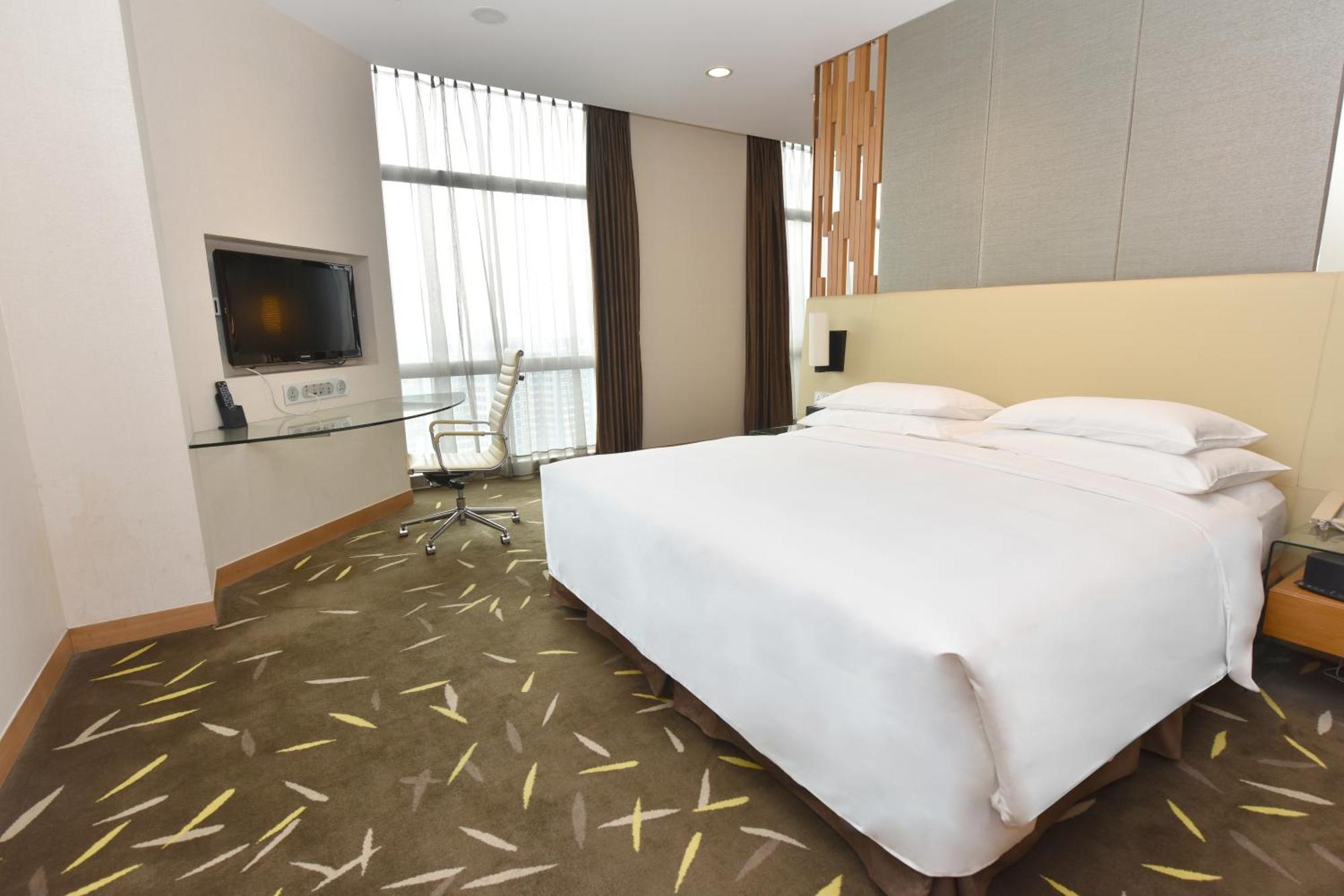Crowne Plaza Zhongshan Wing On City By Ihg ภายนอก รูปภาพ